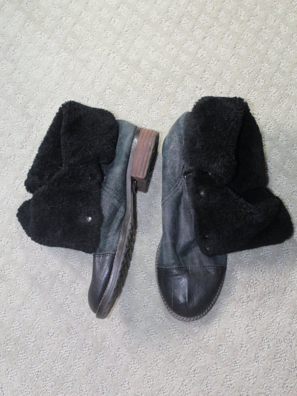 Matt Bernson Size 7.5 Black Shearling Boots - Damaged